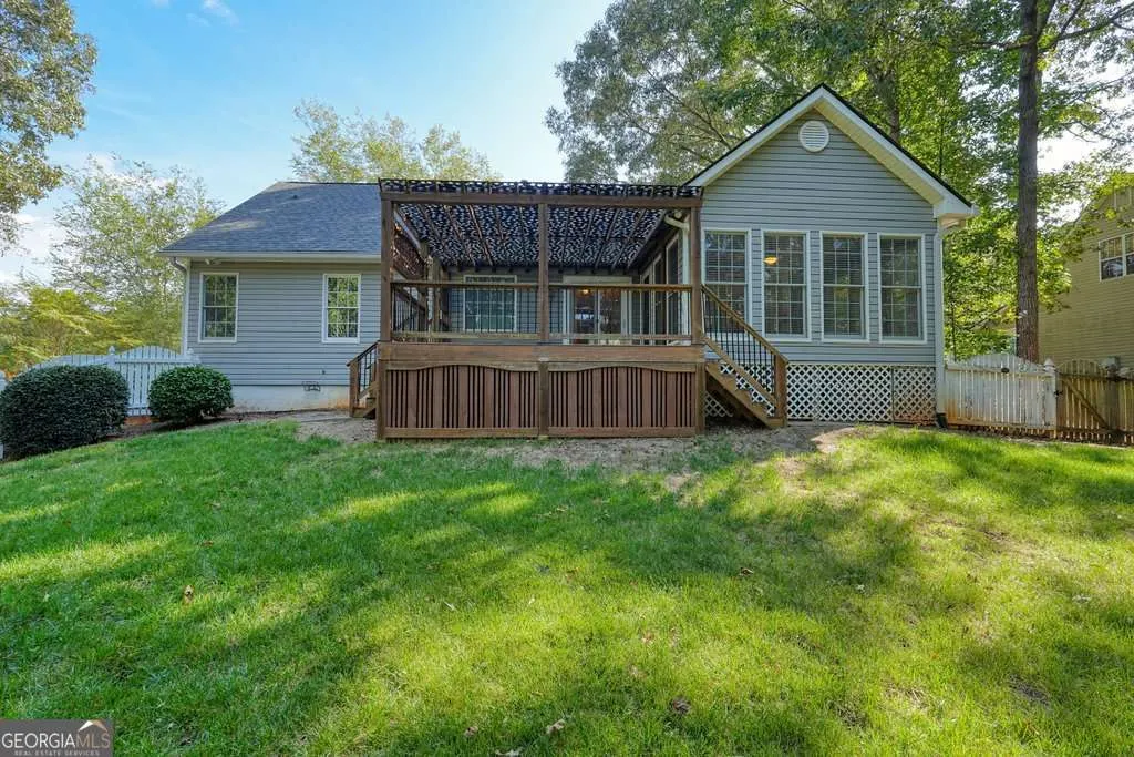 1124 Fieldstone Drive