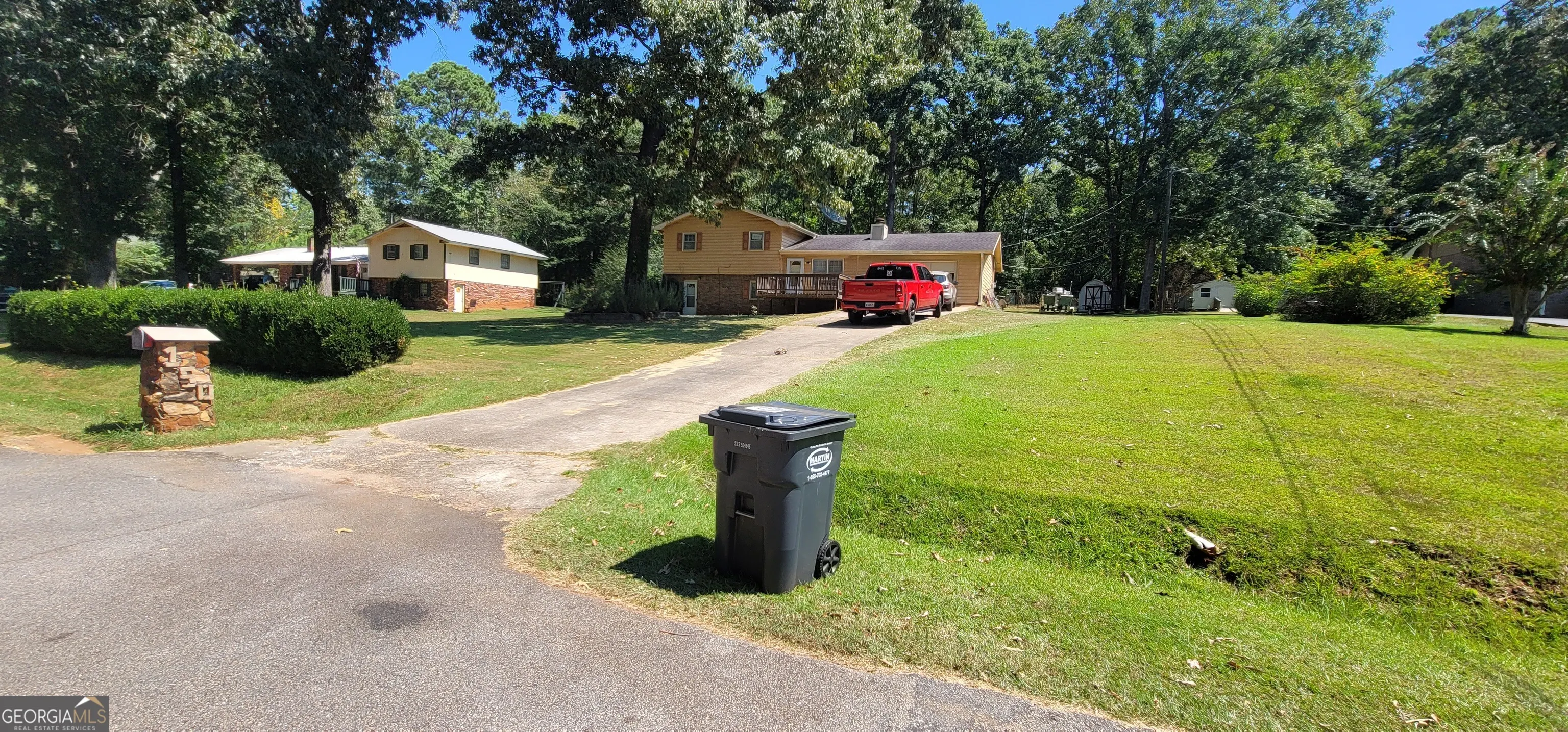 150 N Lake Drive