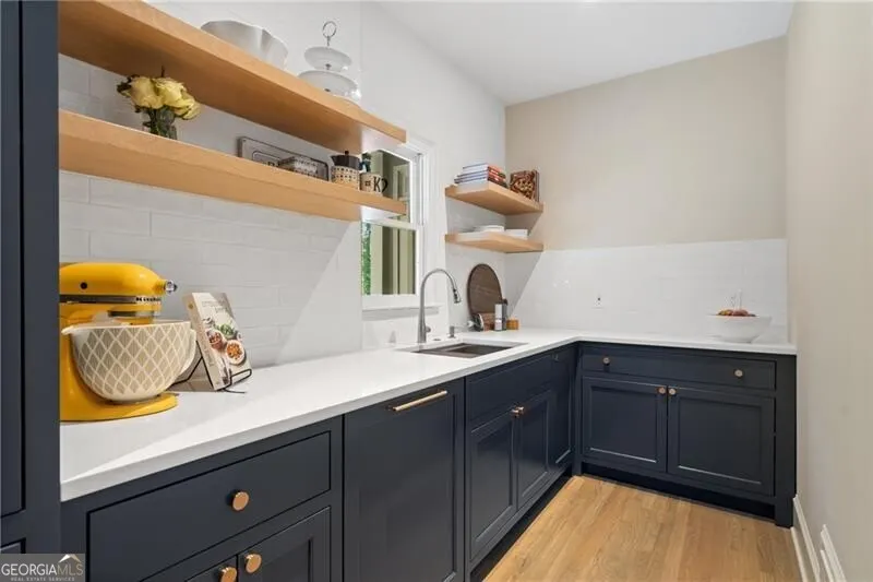 4435 PEMBERTON Cove