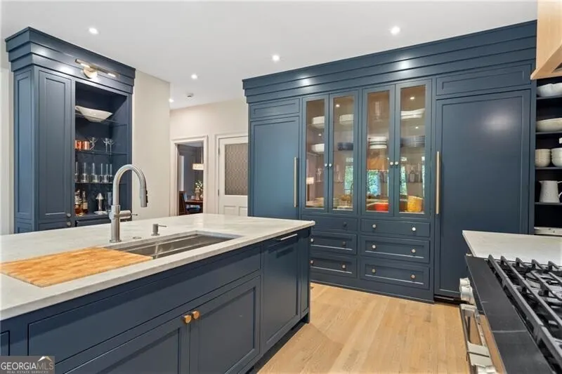 4435 PEMBERTON Cove