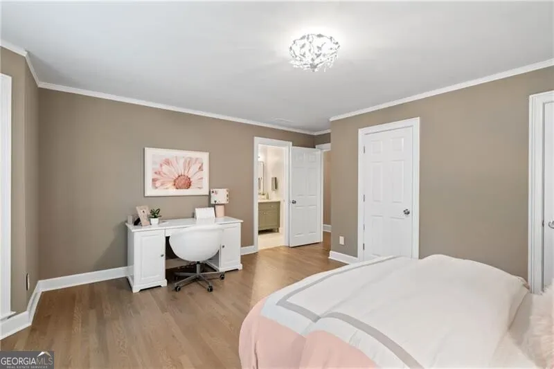 4435 PEMBERTON Cove