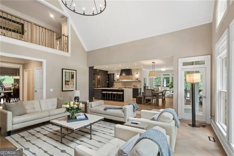 4435 PEMBERTON Cove