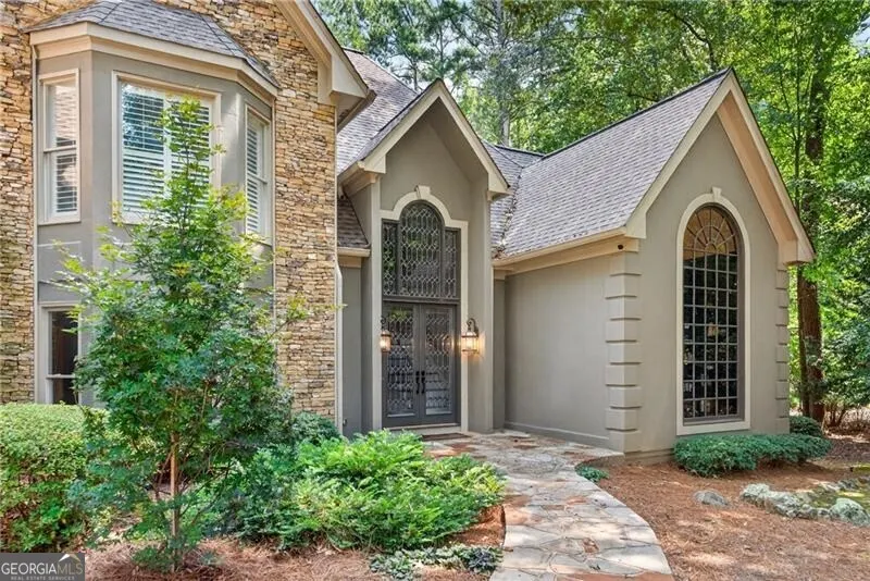 4435 PEMBERTON Cove