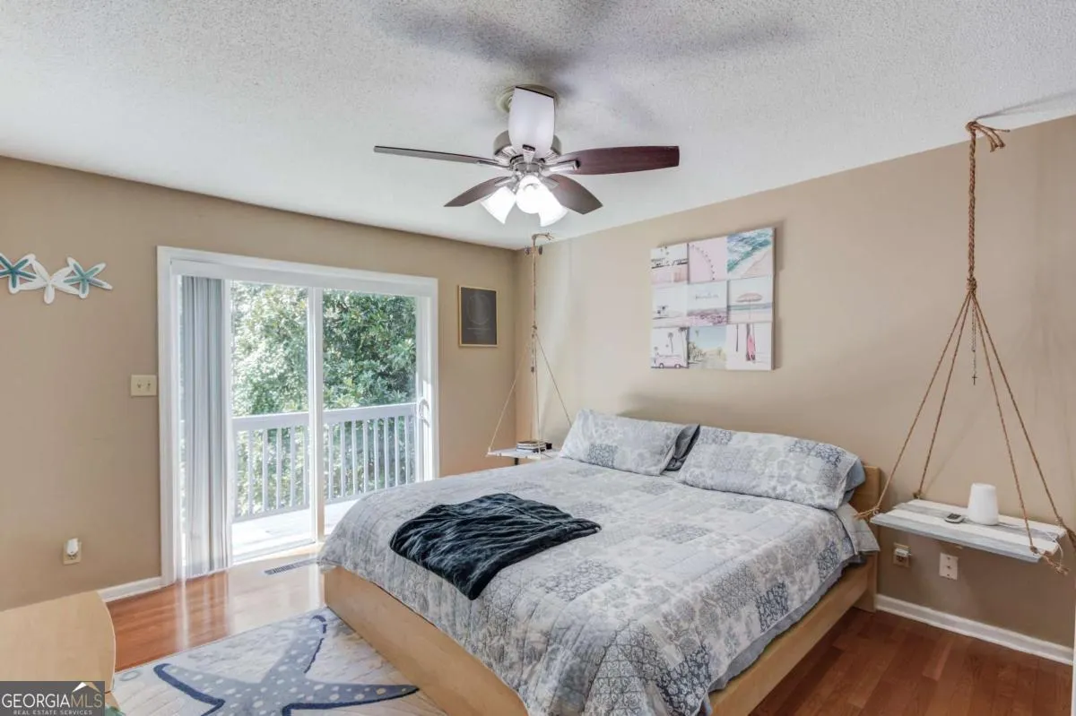 3574 Thompson Bend
