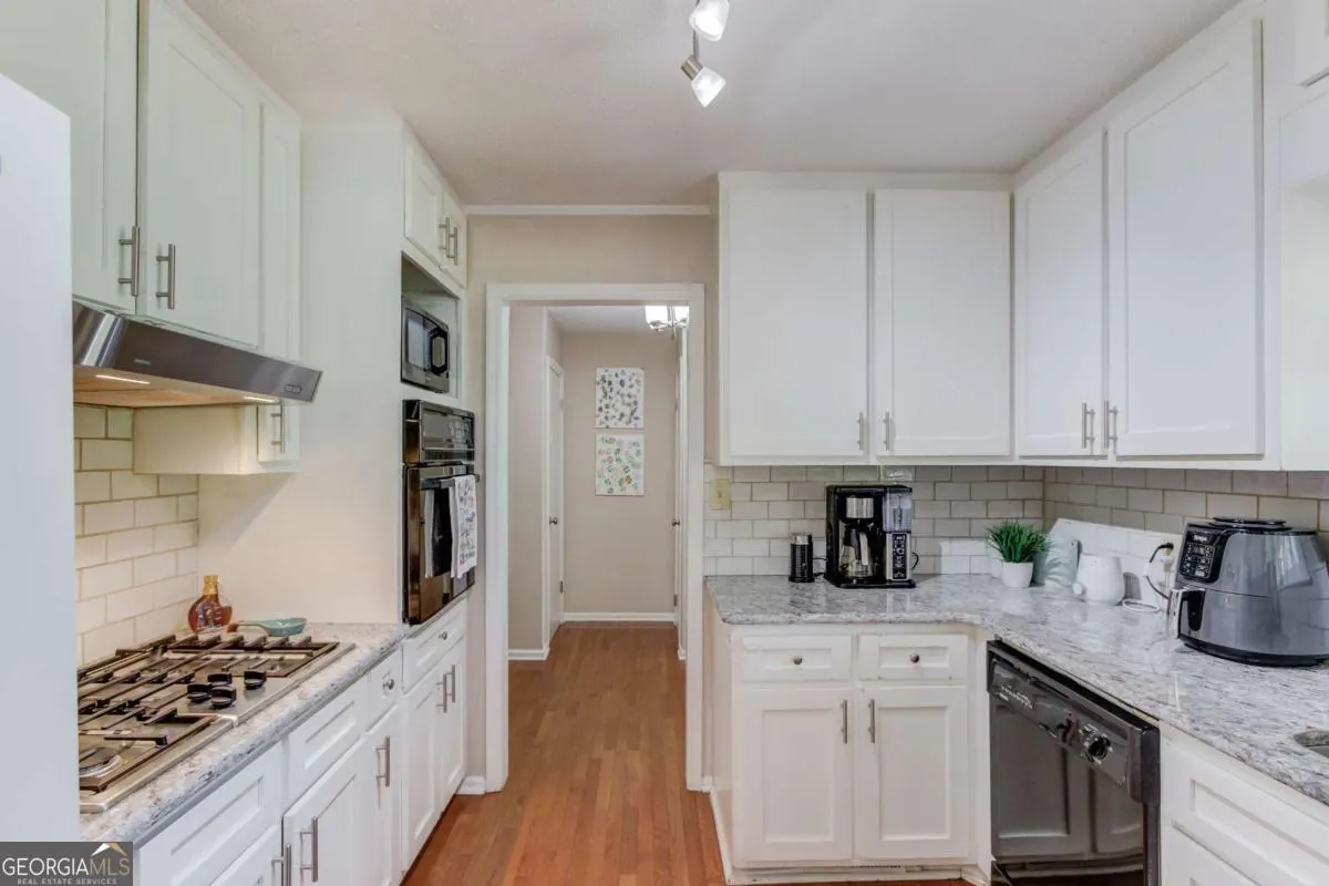 3574 Thompson Bend