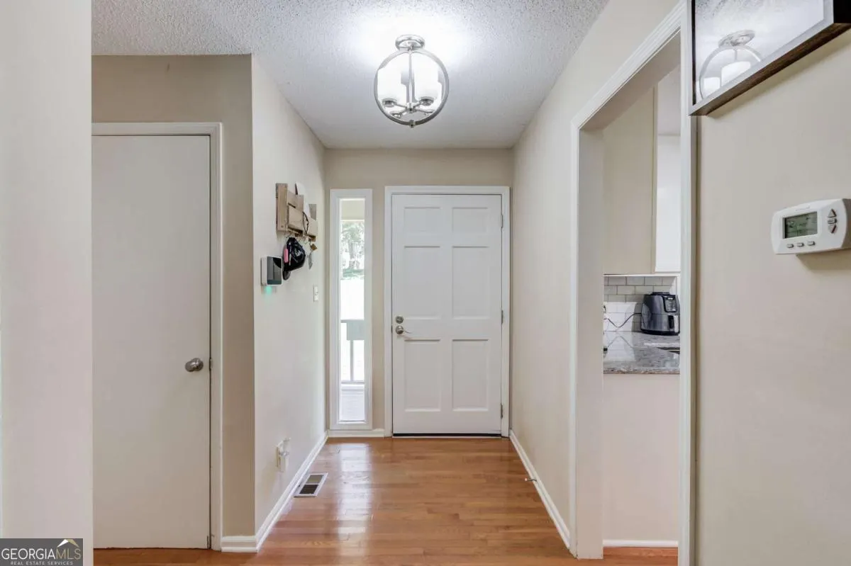 3574 Thompson Bend