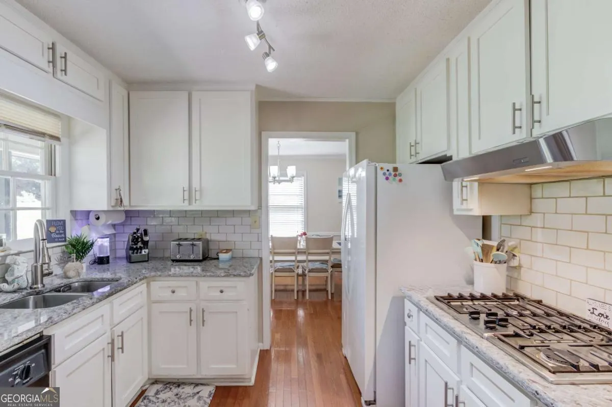 3574 Thompson Bend