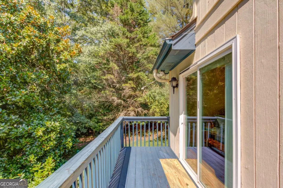 3574 Thompson Bend