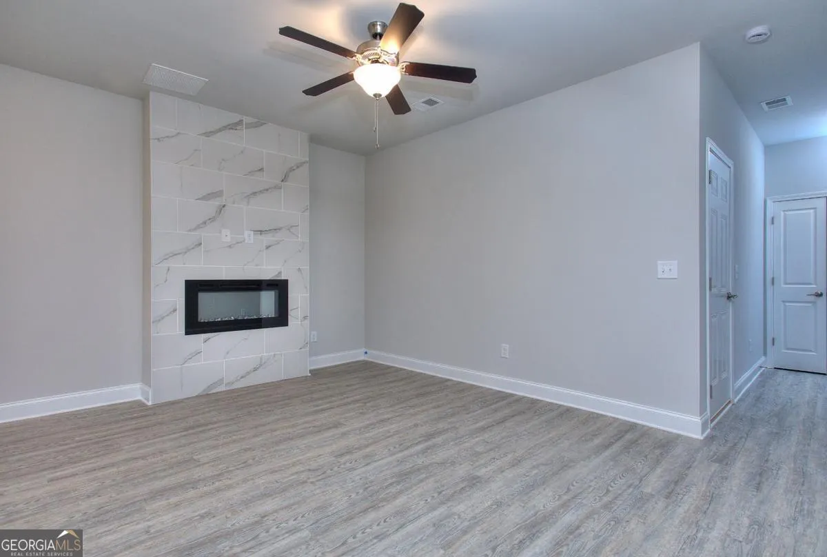 104 Greenview Court