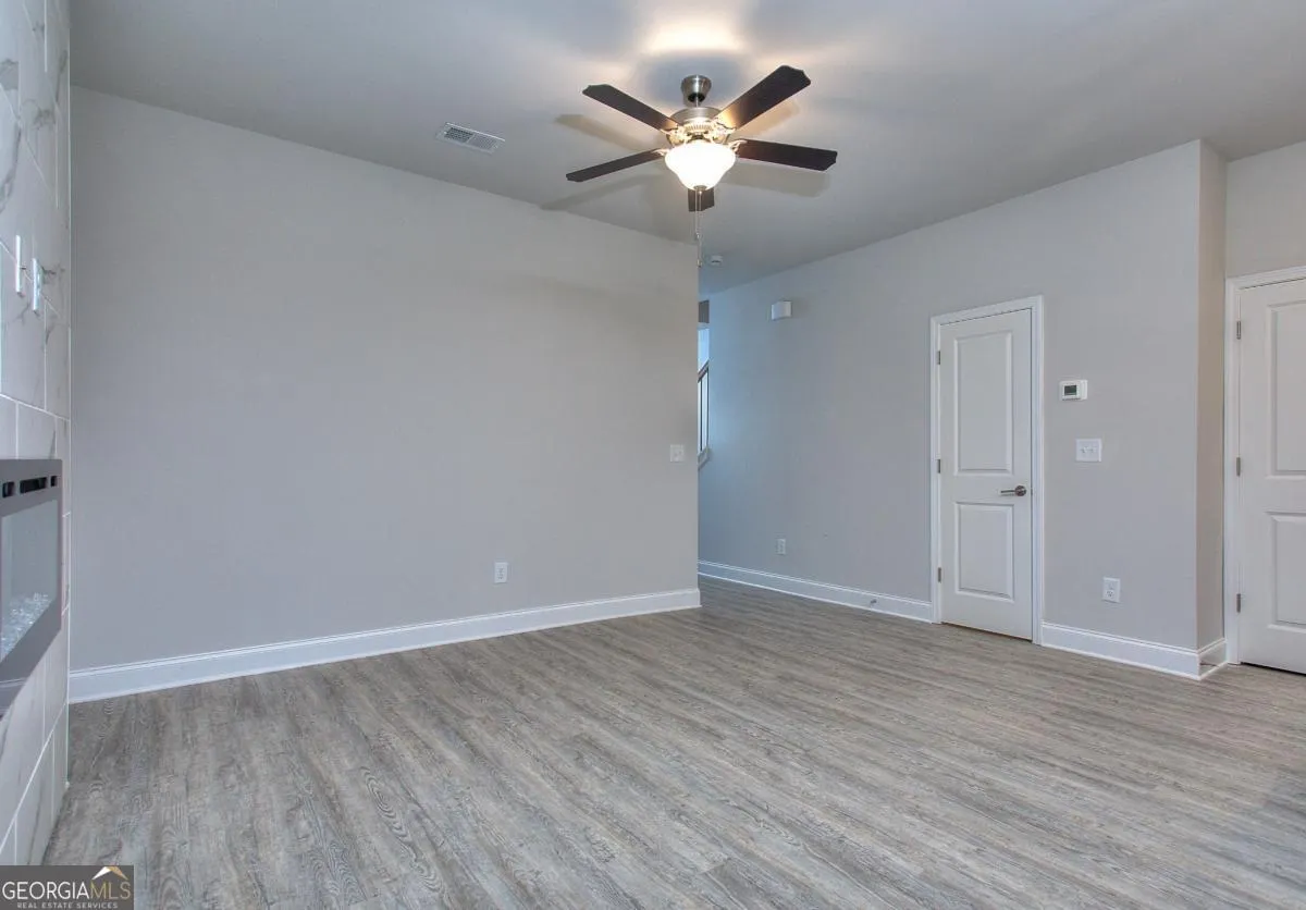 104 Greenview Court