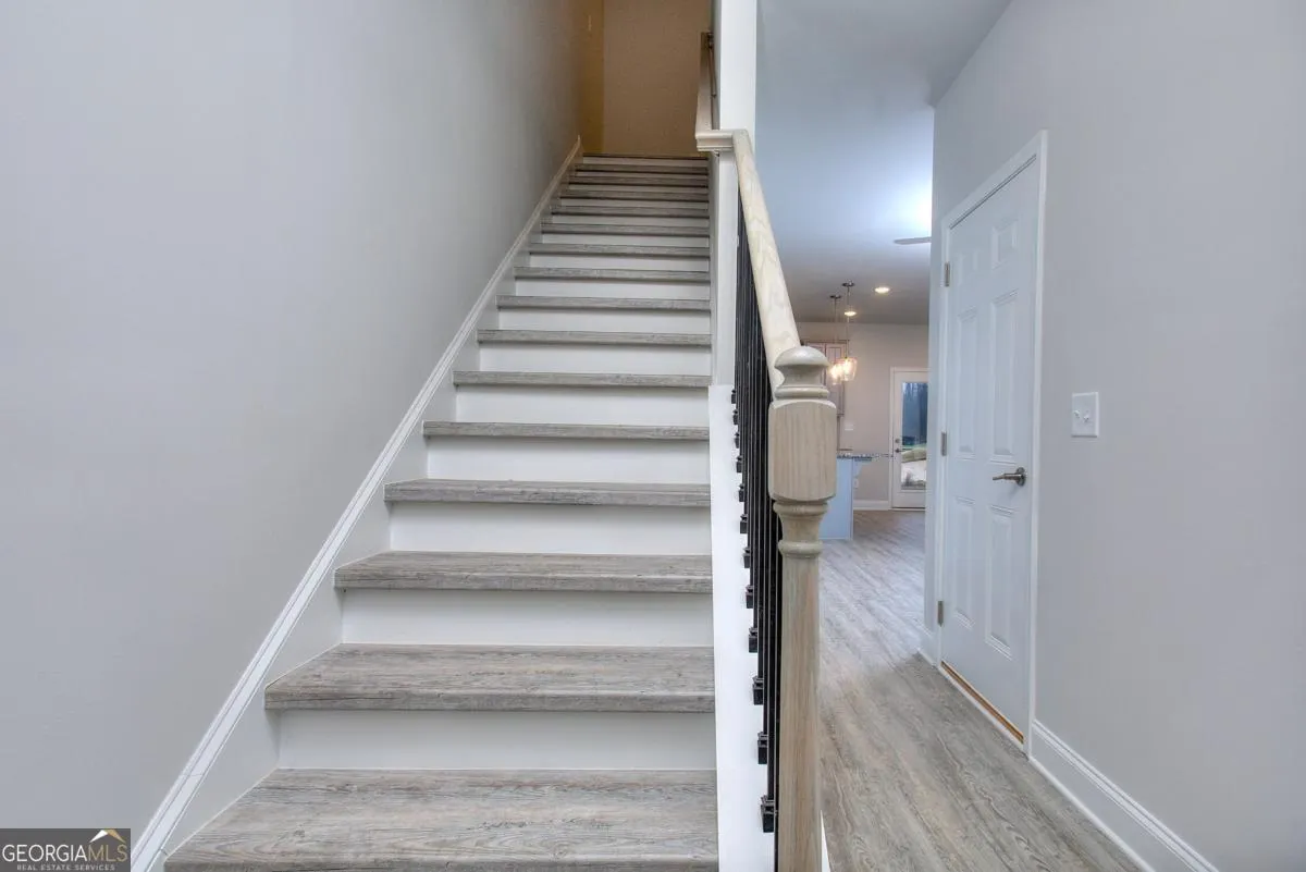 104 Greenview Court