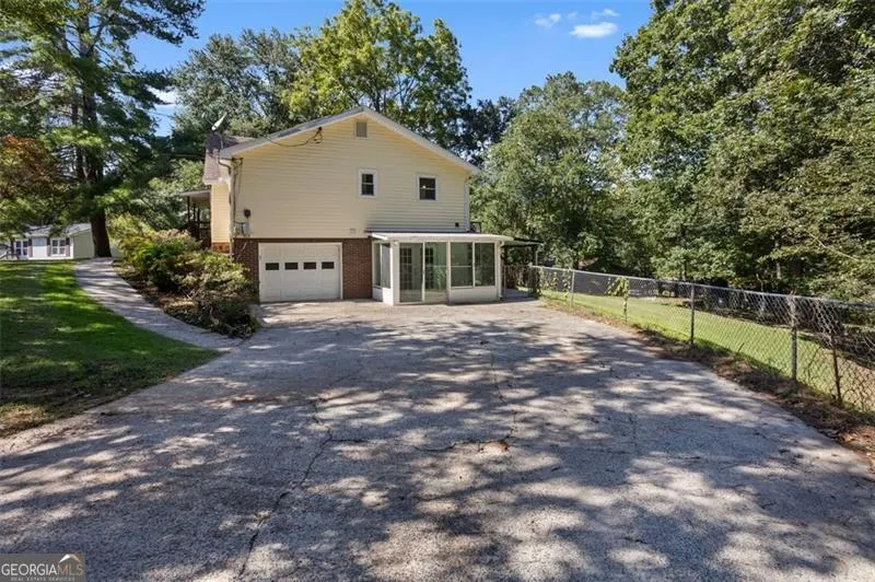 405 Waterfront Court