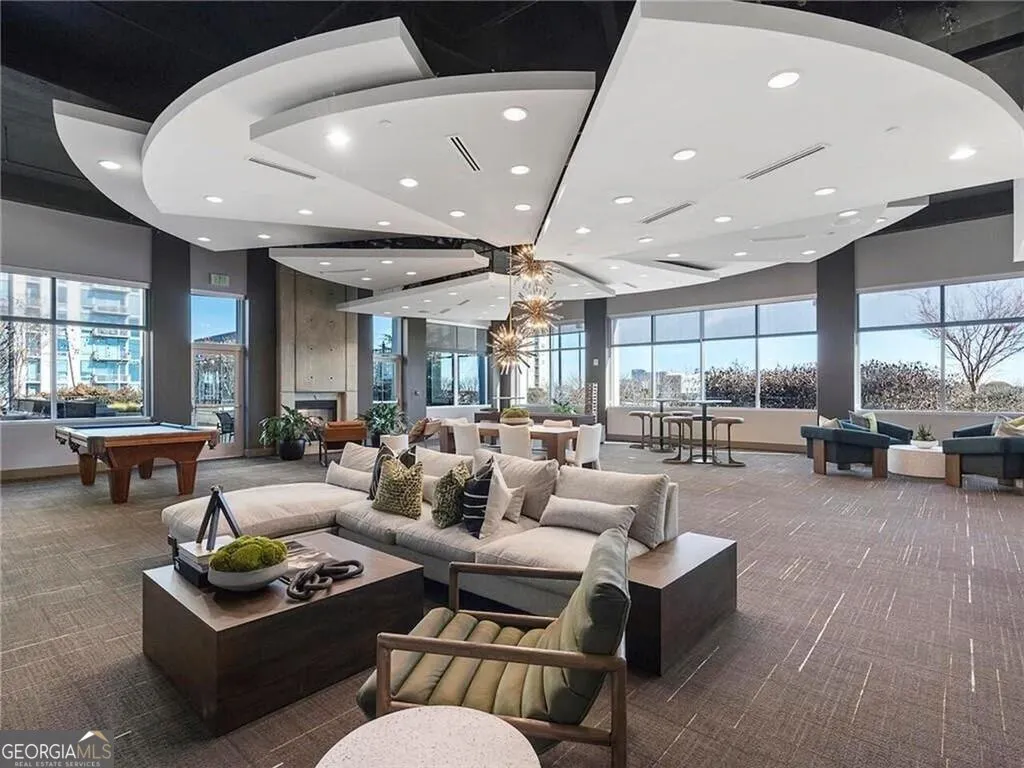 802 250 Pharr Road, #802