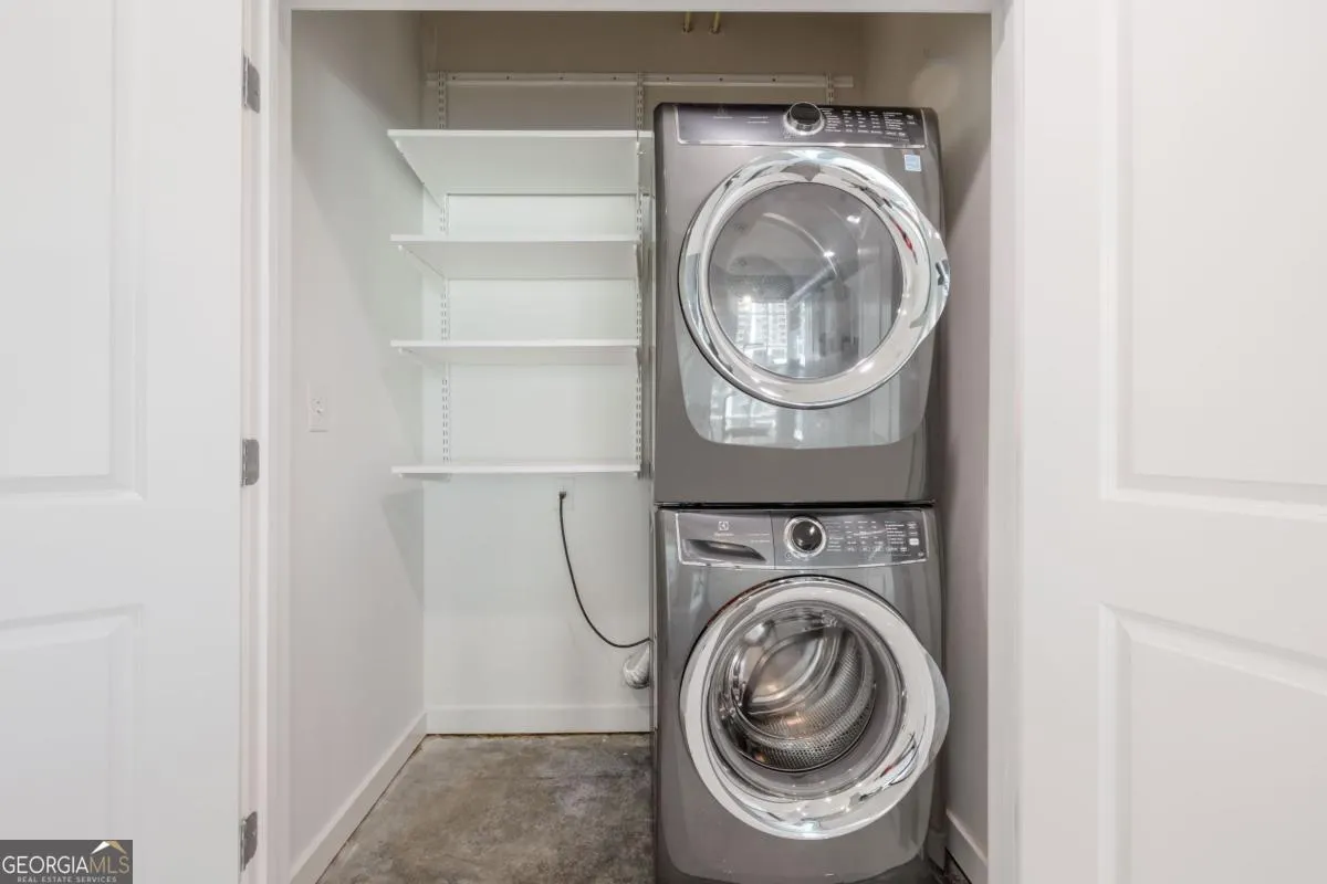 802 250 Pharr Road, #802