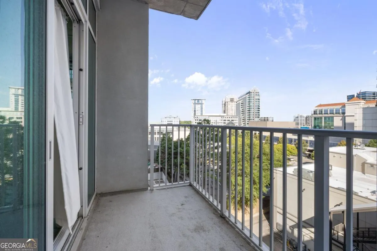 802 250 Pharr Road, #802