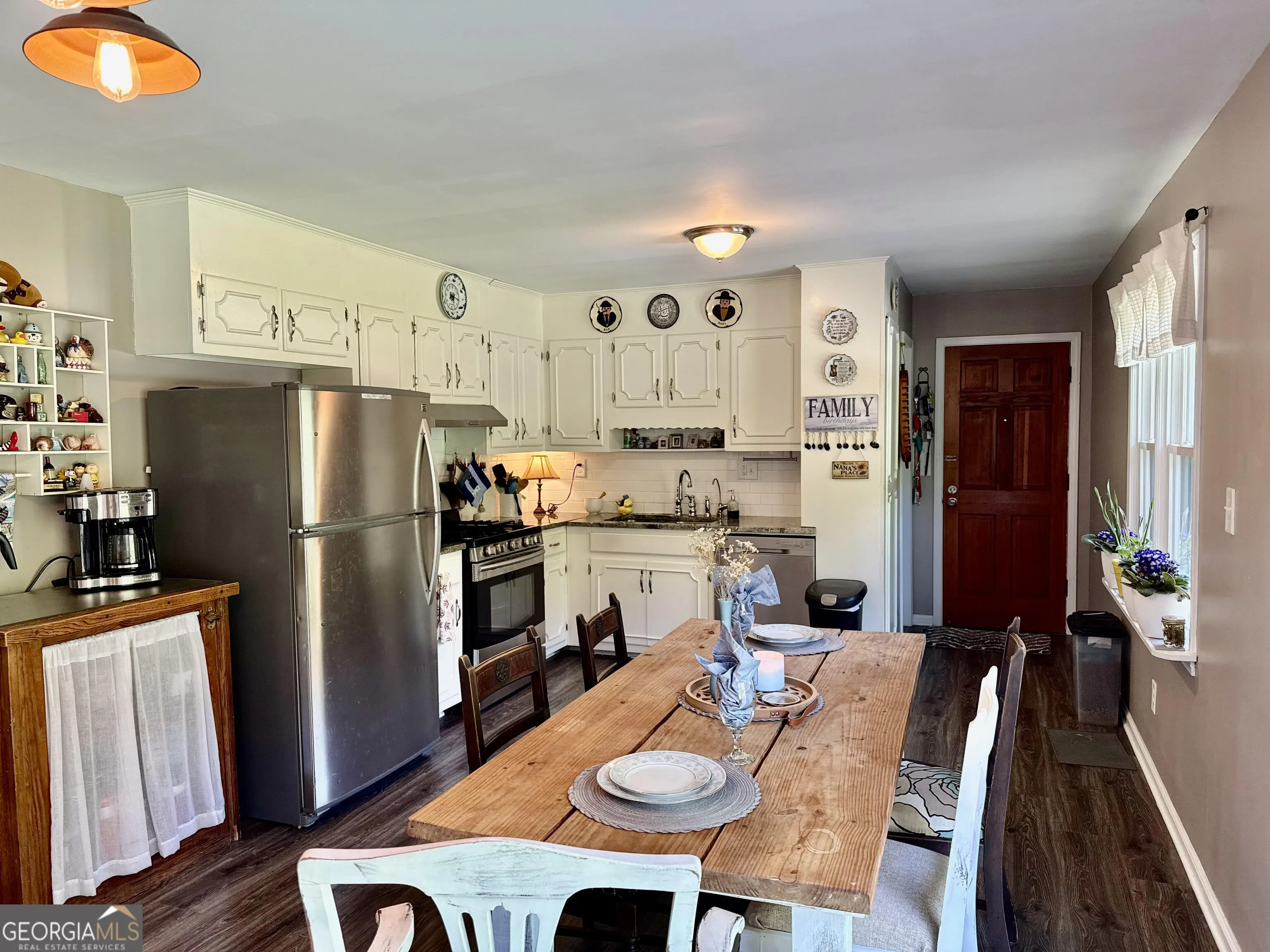 4790 HWY 101 N