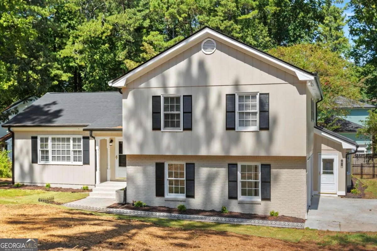 689 Roxboro Court