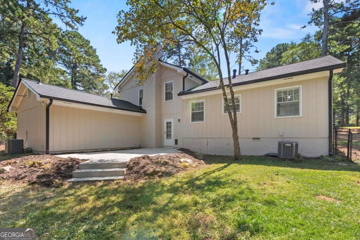 689 Roxboro Court