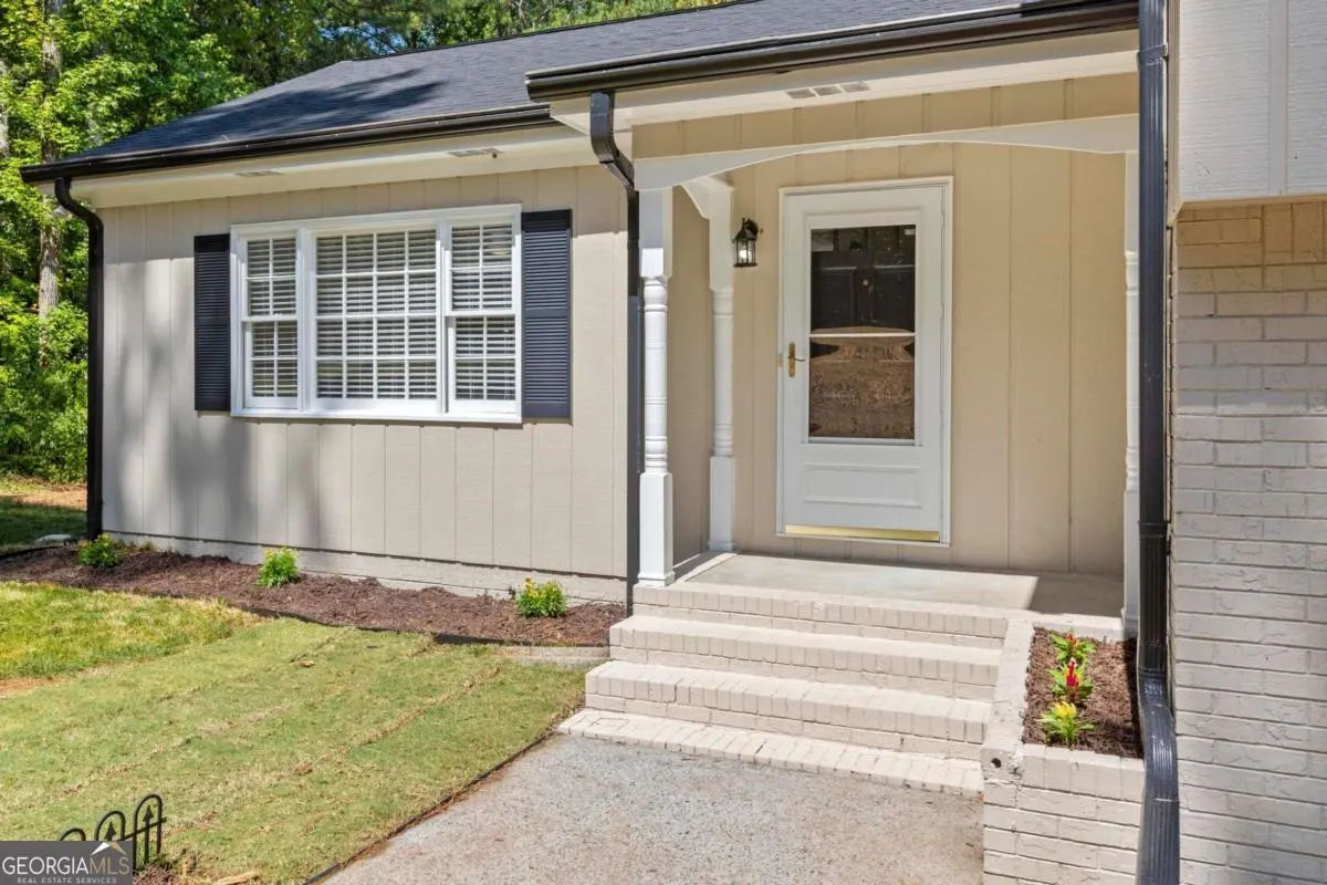 689 Roxboro Court