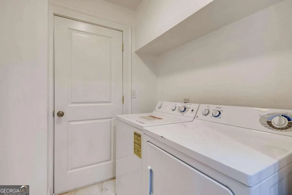 1253 NW Francis Street NW