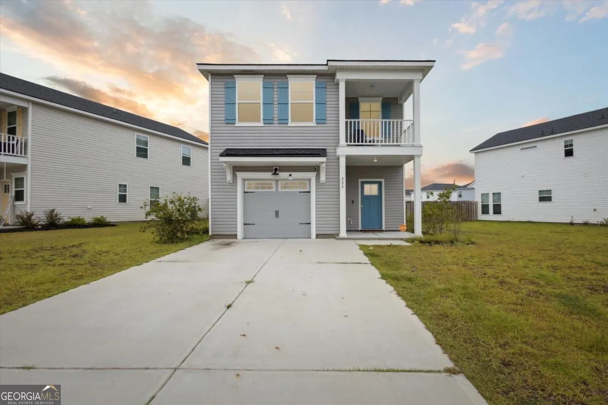 225 Flagler Drive