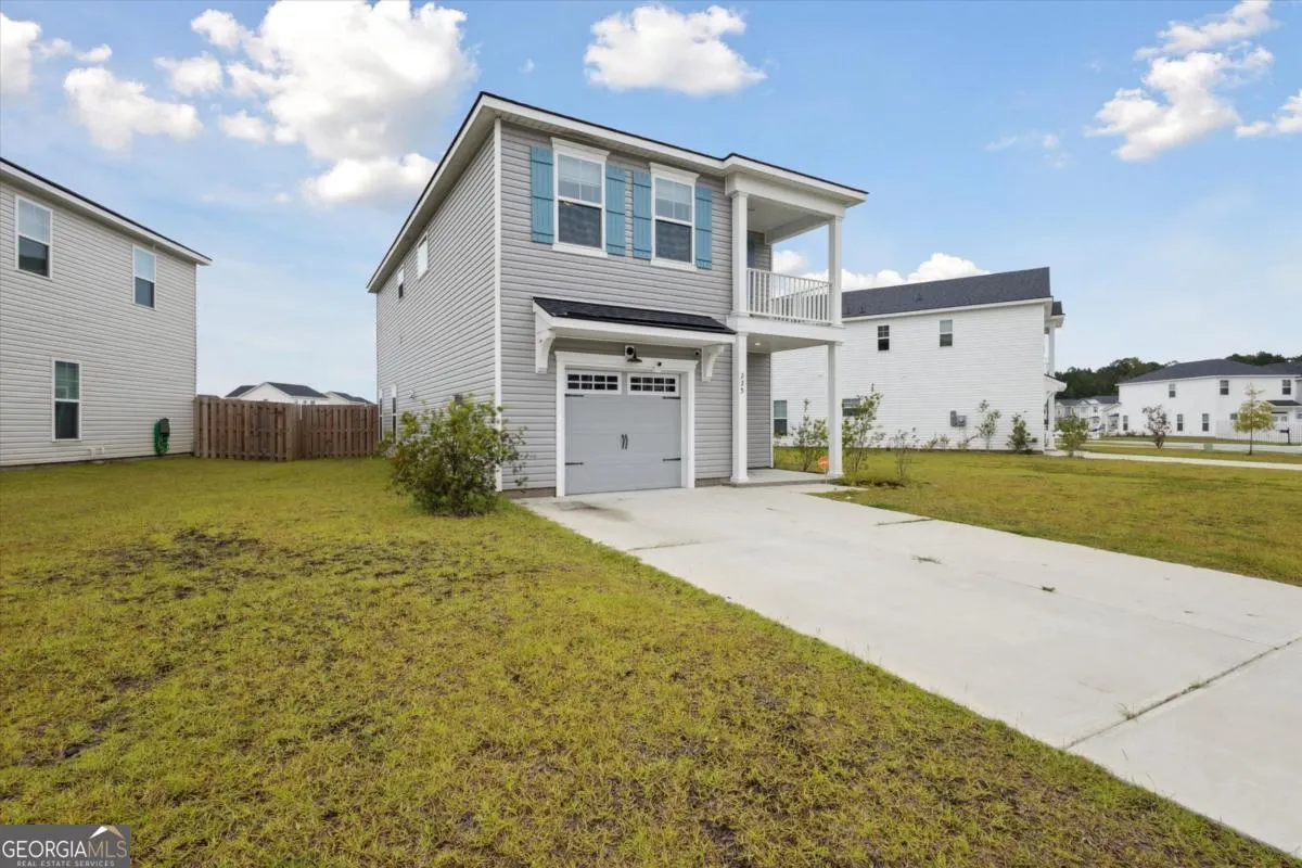 225 Flagler Drive