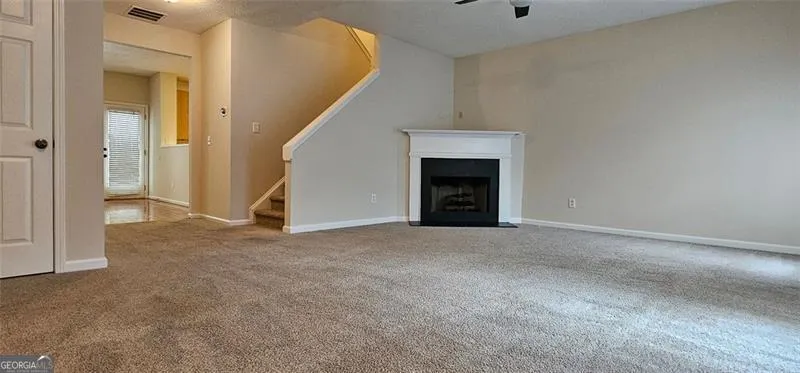 4889 ROBINSON SQUARE Drive
