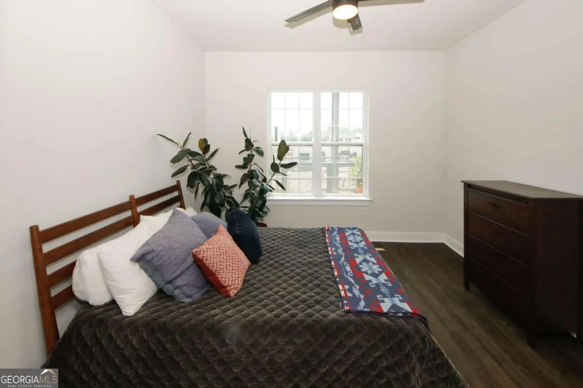2 764 Memorial Drive SE, #2