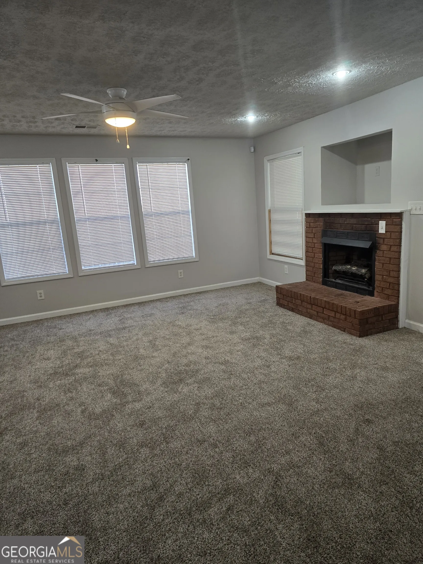 3725 Collier Drive NW, #0