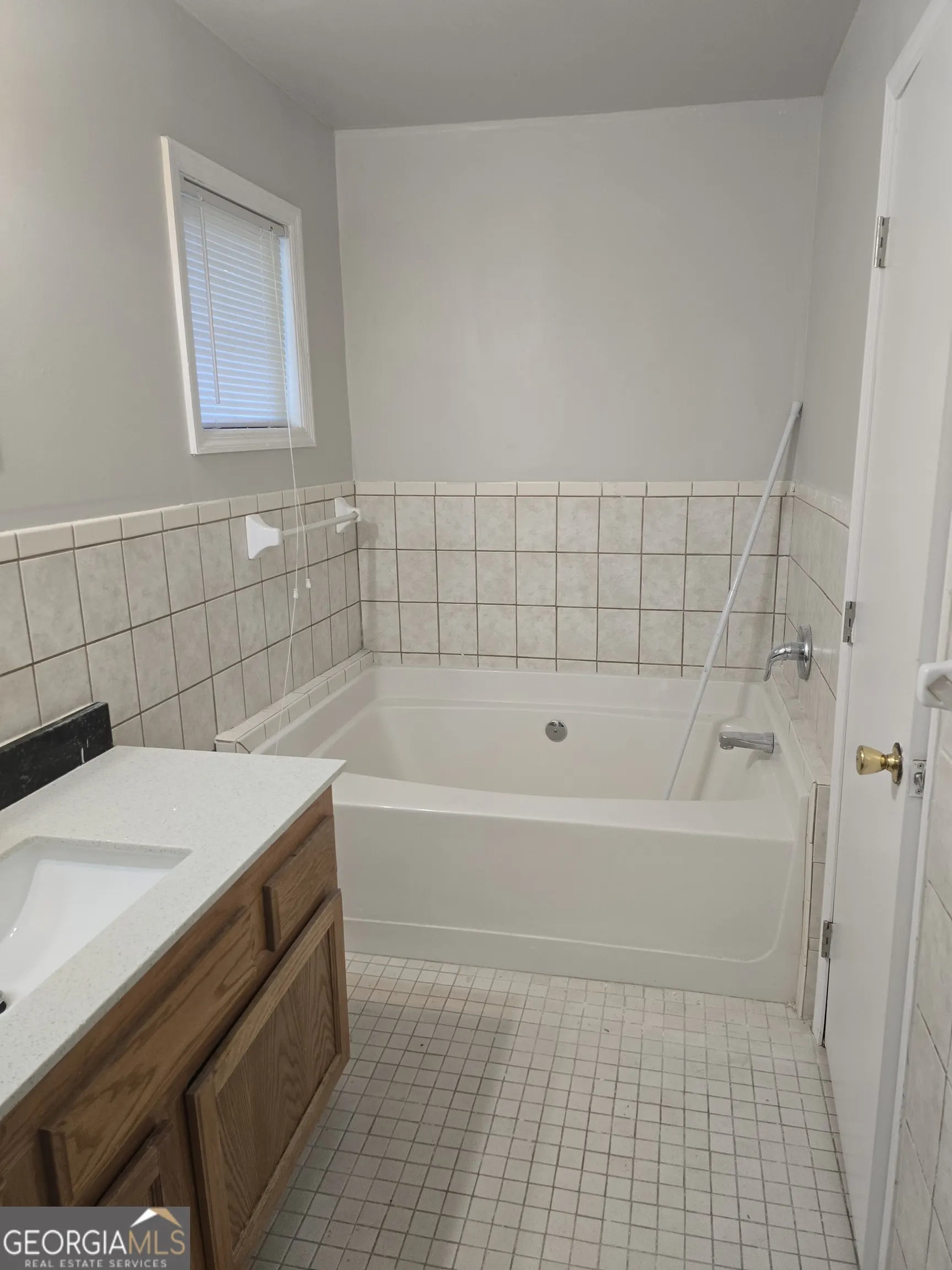 3725 Collier Drive NW, #0