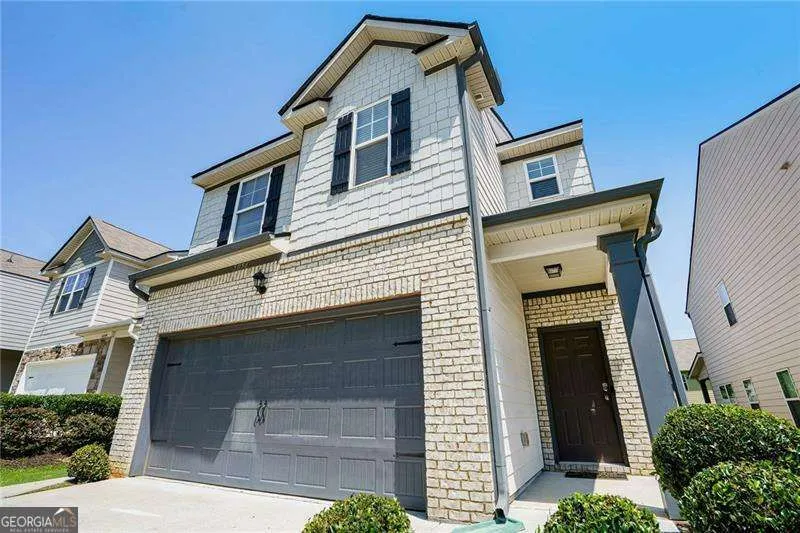 5056 Rapahoe Trail