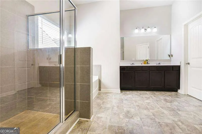 5056 Rapahoe Trail