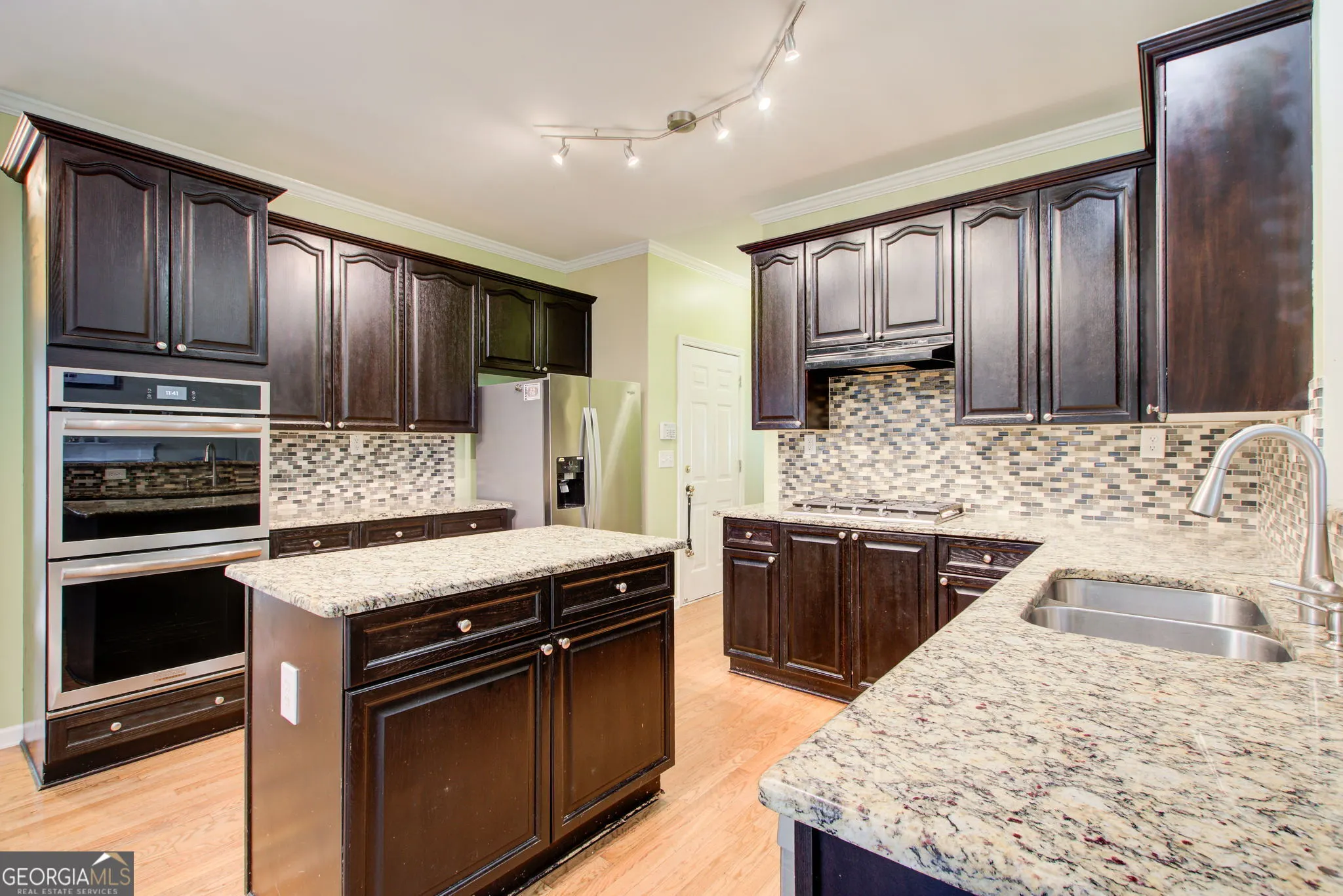 2636 GROVE VALLEY Lane