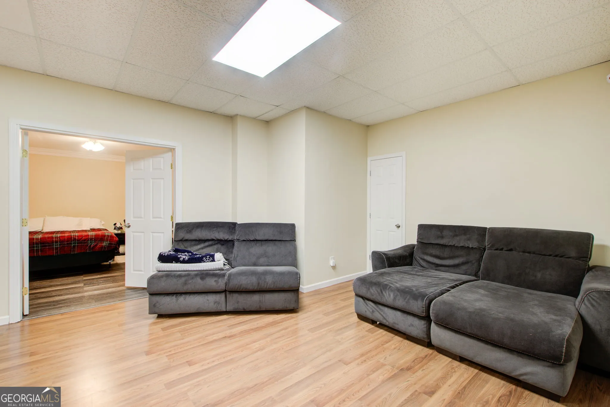 2636 GROVE VALLEY Lane