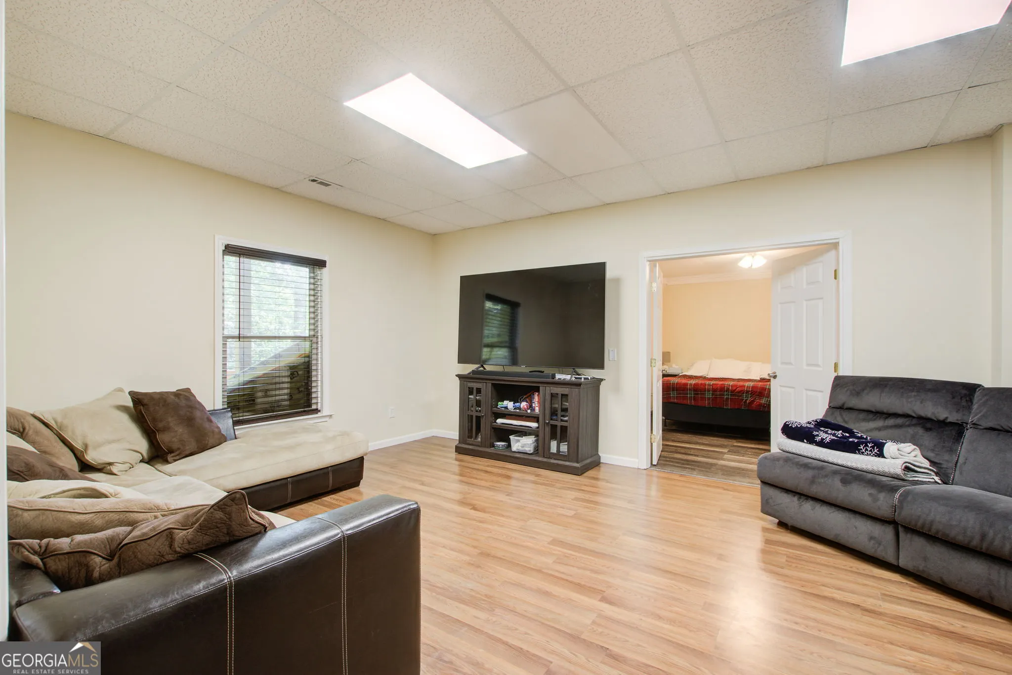 2636 GROVE VALLEY Lane