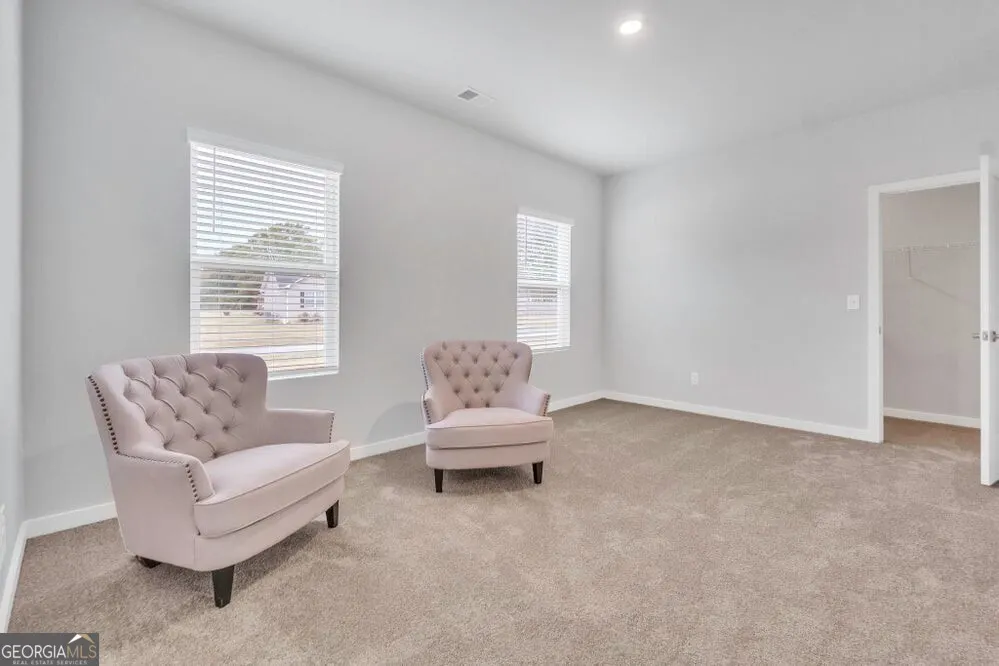 141 152 Post Oak Drive, #141