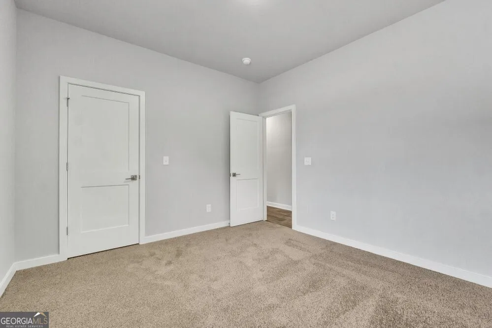 141 152 Post Oak Drive, #141