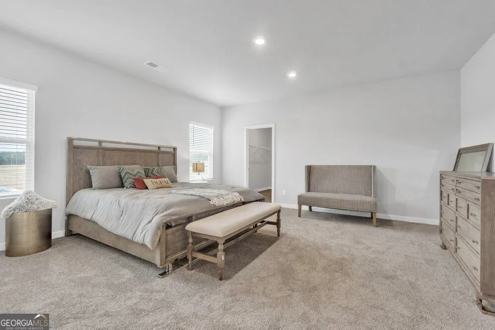 141 152 Post Oak Drive, #141