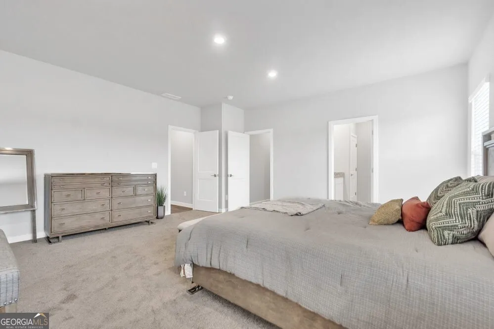 141 152 Post Oak Drive, #141