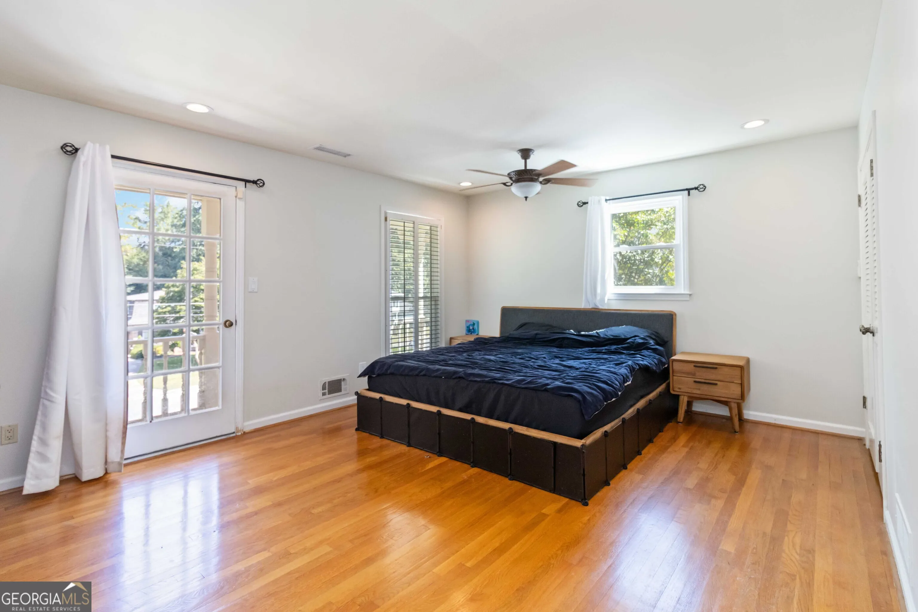 3541 CASTLEHILL Court