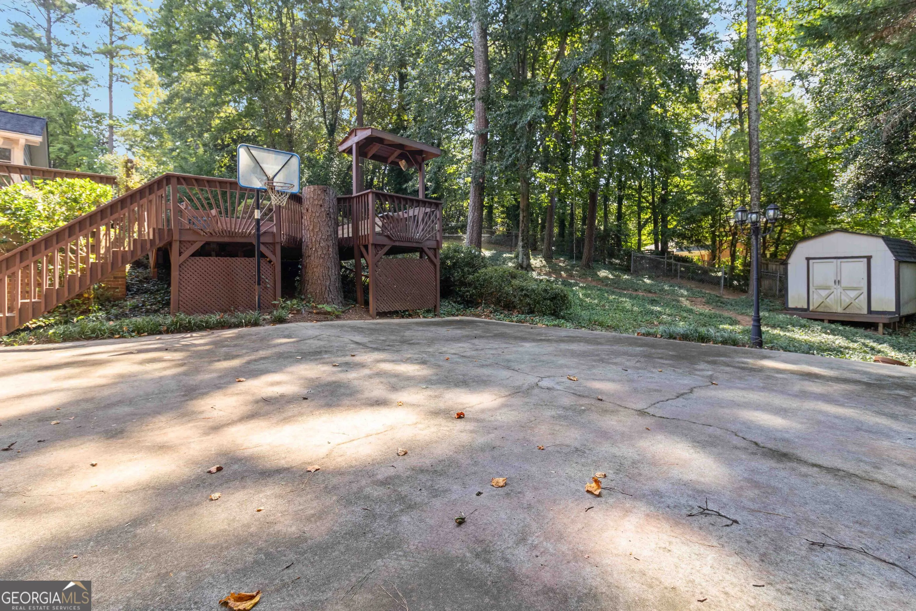 3541 CASTLEHILL Court