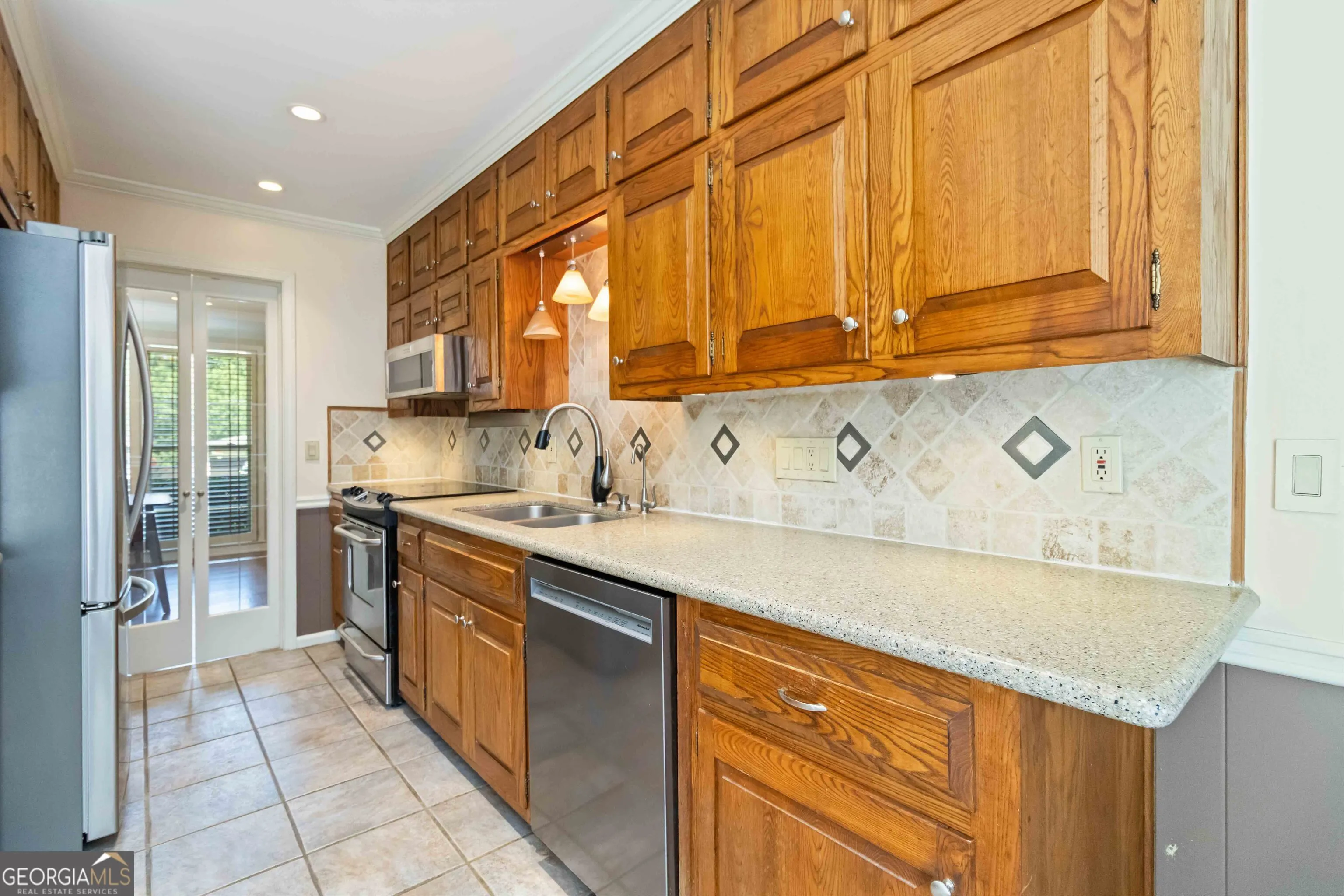 3541 CASTLEHILL Court