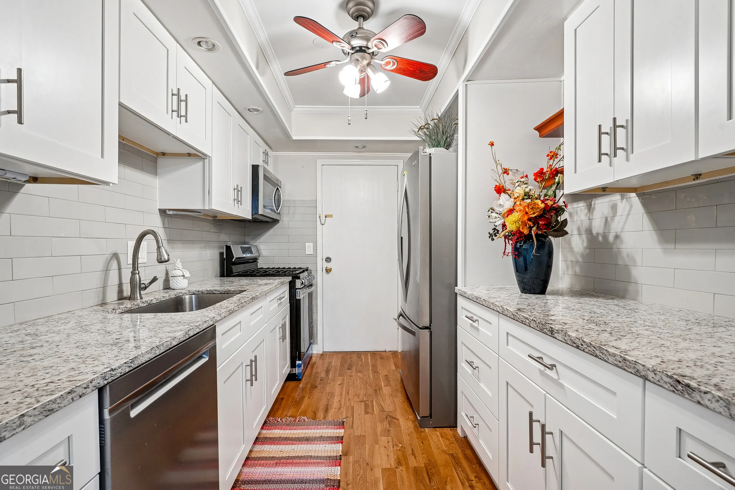 F32 6851 Roswell Road, #F32