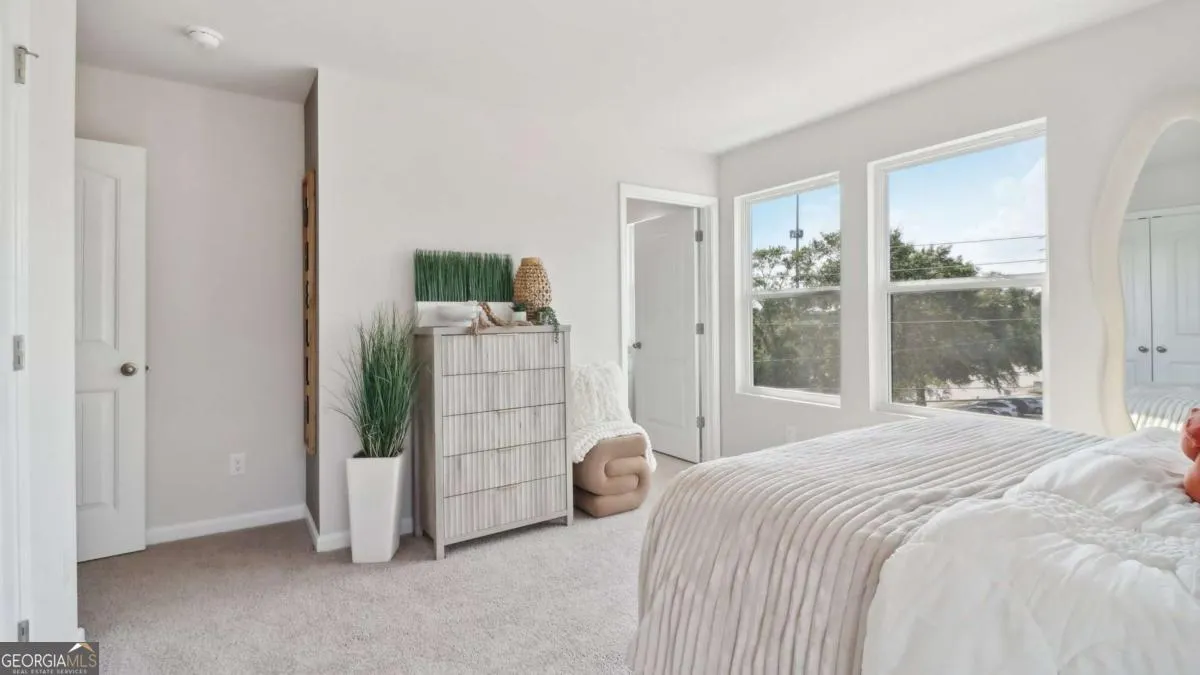 1008 208 College Circle, #1008