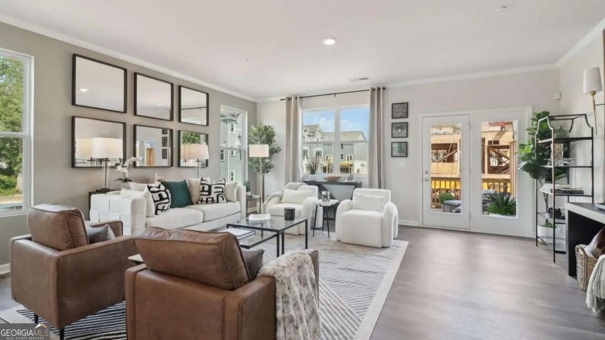 1008 208 College Circle, #1008