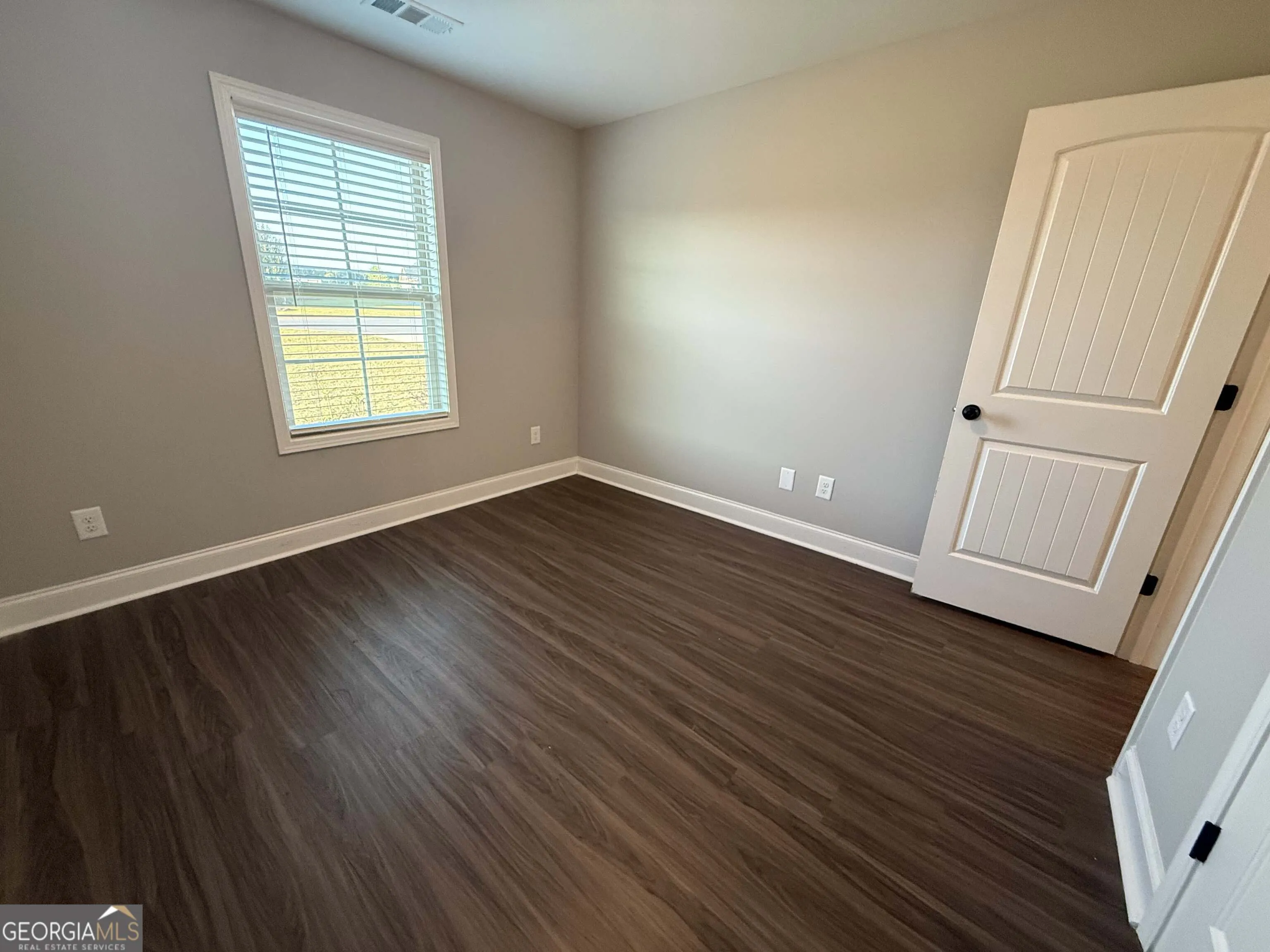 215 Red Tail Circle