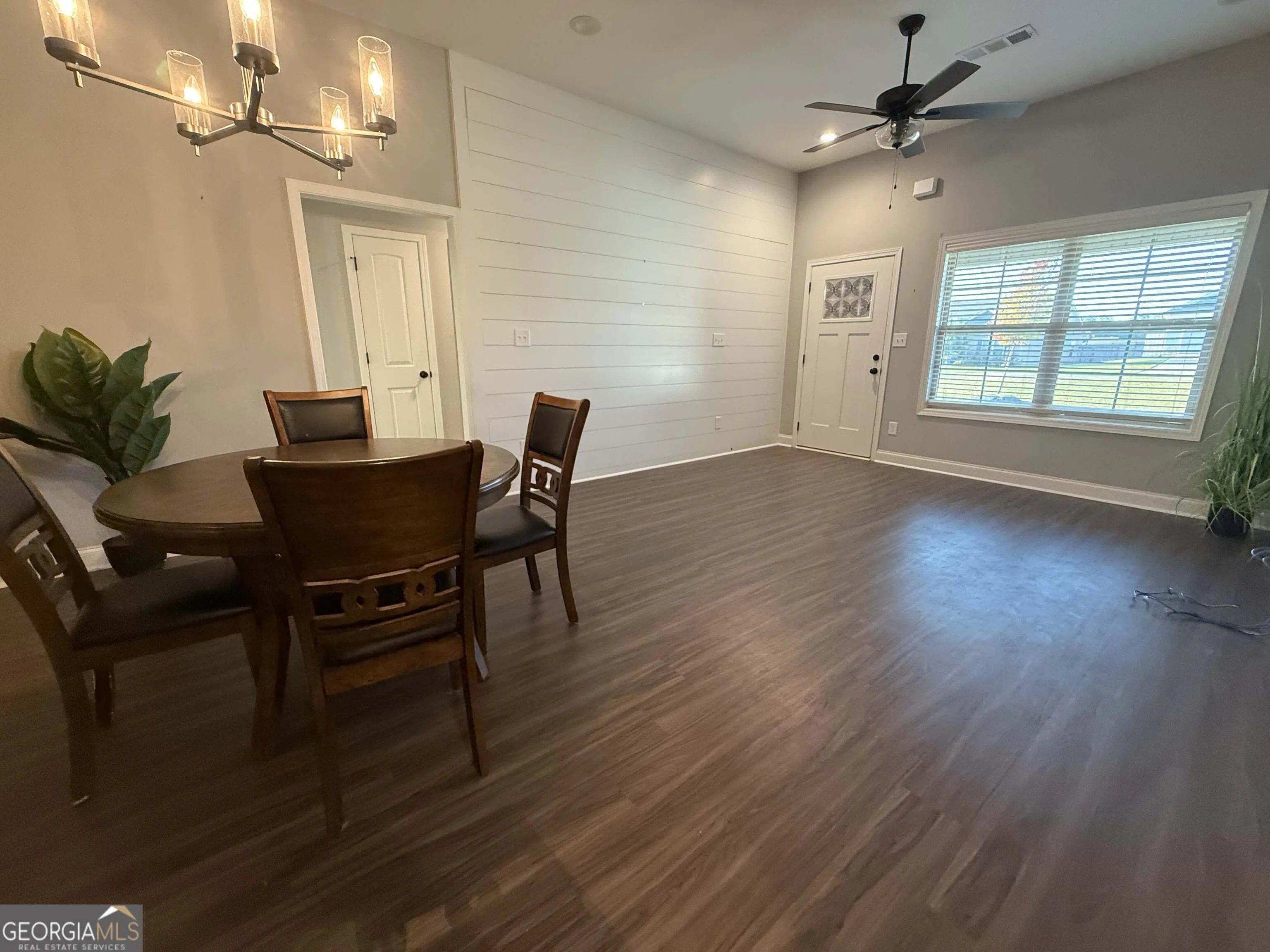 215 Red Tail Circle