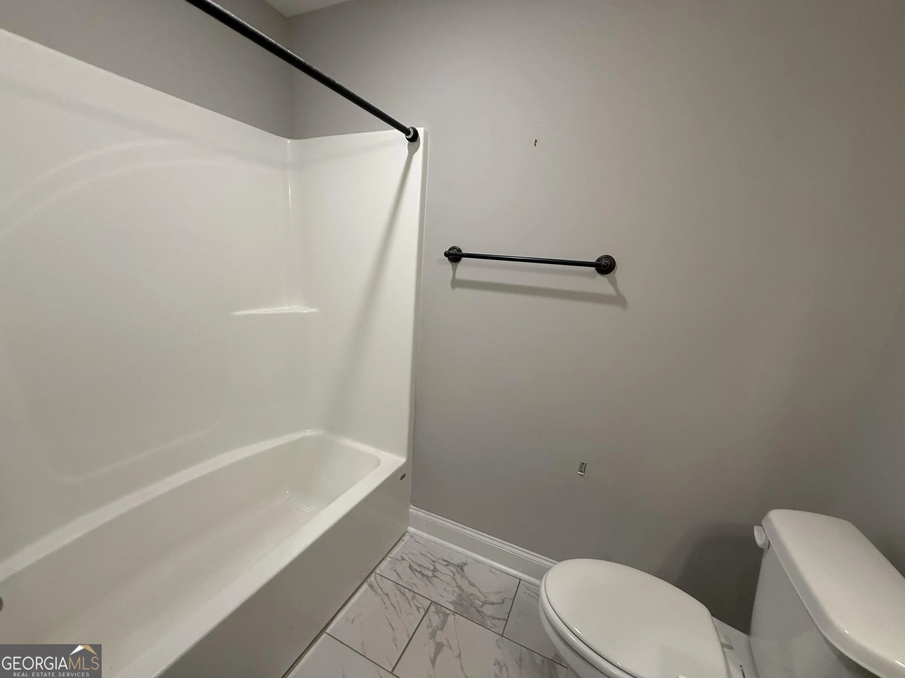 215 Red Tail Circle