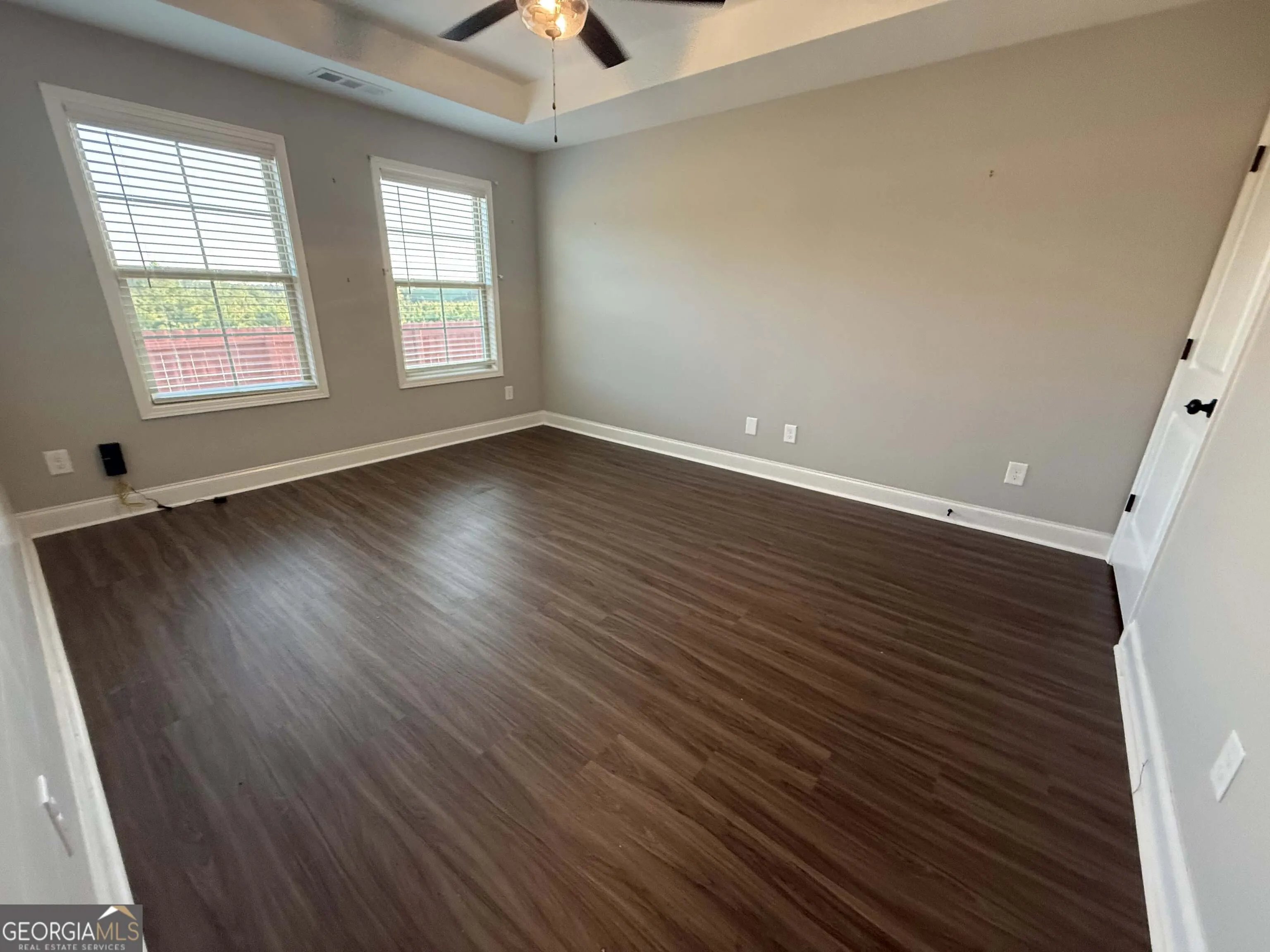 215 Red Tail Circle