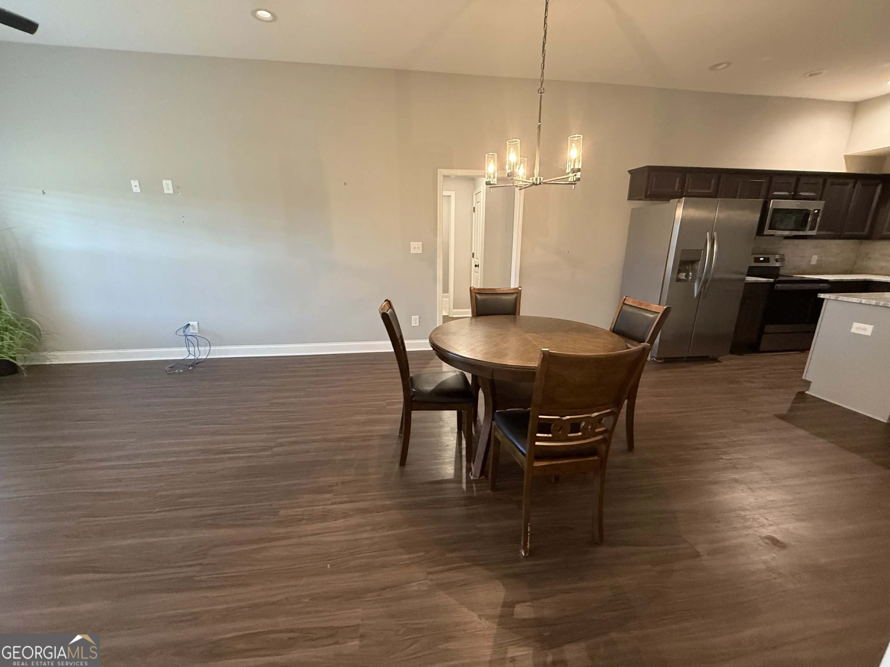 215 Red Tail Circle